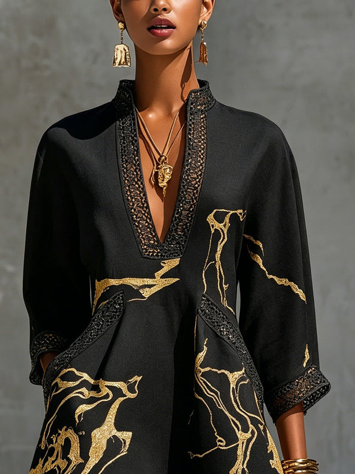 Donatelle | Mini Robe Noire Imprimé Marbre Doré et Dentelle Crochet