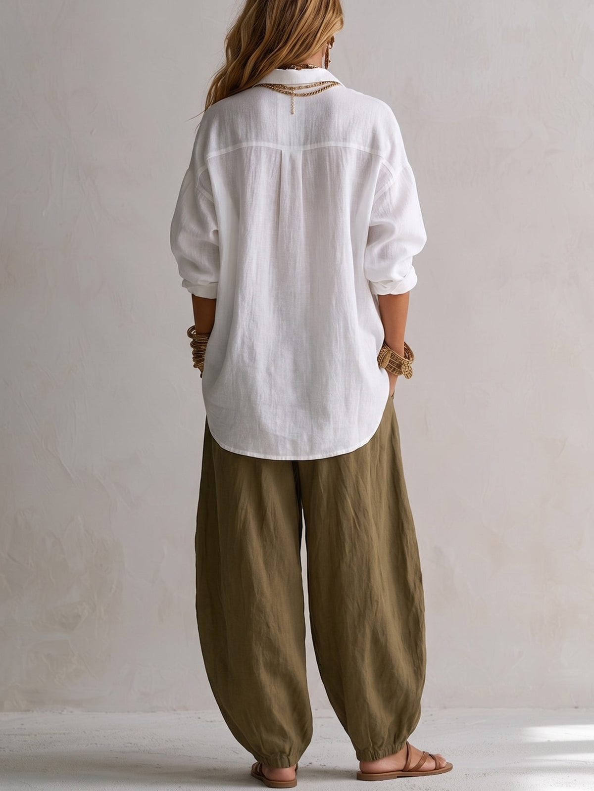 Capucine | Ensemble Blanche Ample et Pantalon Lantern Vert Olive