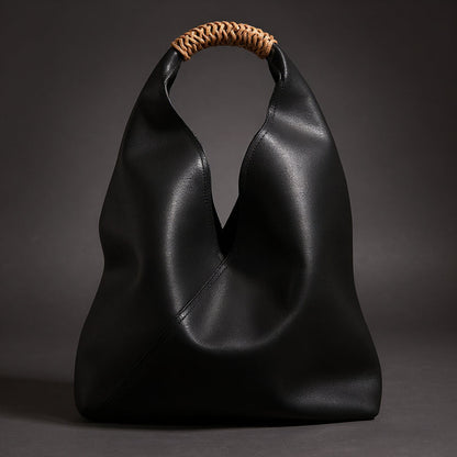 Ilana | Sac Hobo Souple en Cuir de Veau et Anse en Rattan