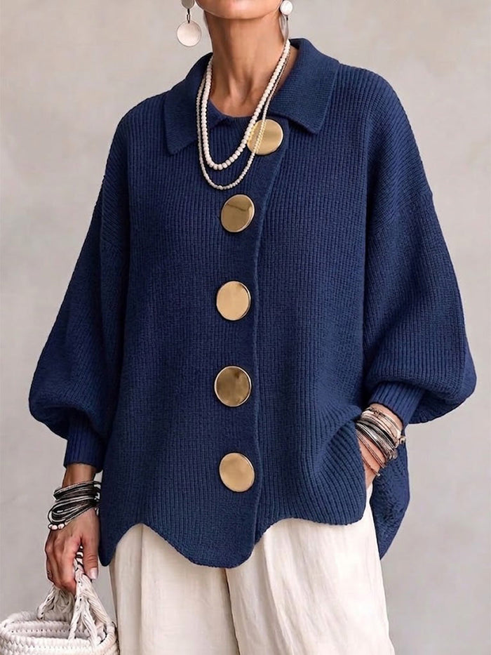 Yvanna | Cardigan Oversize Col Pointu et Grands Boutons Métalliques